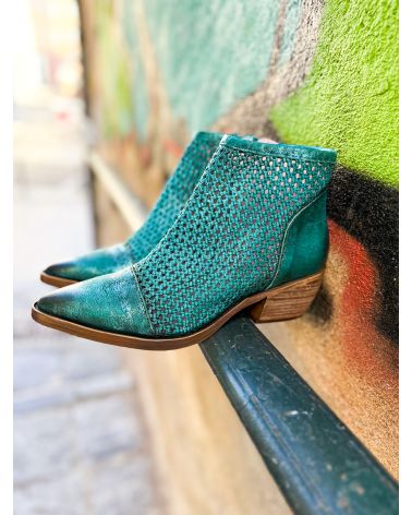 Bottines cuir tressé turquoise - LITTLE LA  SUITE