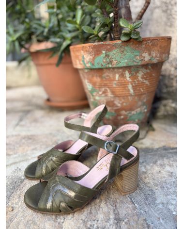 Sandales talon kaki - LITTLE LA  SUITE